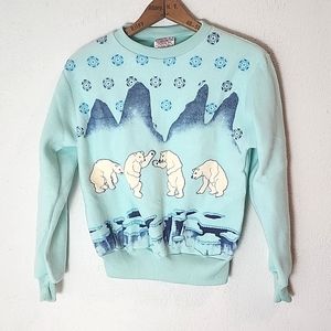 Vintage 1981 fleece polar bear winter sweatshirt, womens XS/S, girls L/XL.